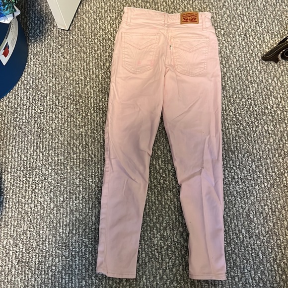 Pink 721 Levi’s High Rise Skinny Jeans - Picture 5 of 14